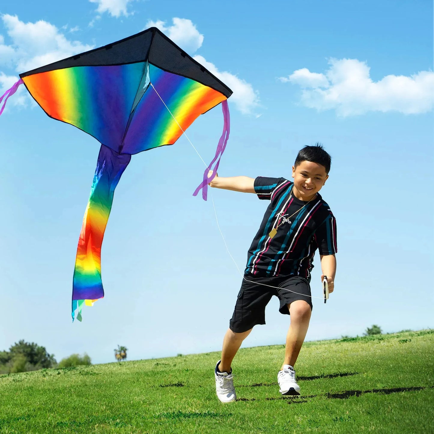 Syncfun 3 Packs Delta Kite, Easy to Fly Huge Kites for Kids and Adults with 262.5 ft Kite String for Outdoor Games and Activities