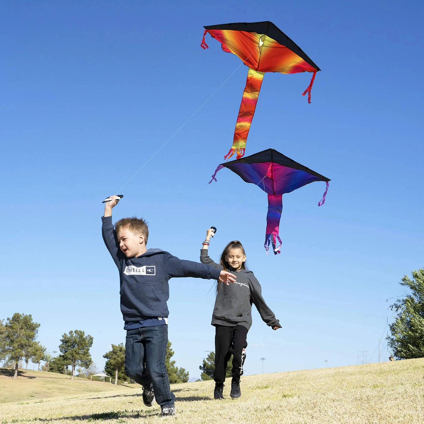 Syncfun 3 Packs Delta Kite, Easy to Fly Huge Kites for Kids and Adults with 262.5 ft Kite String for Outdoor Games and Activities