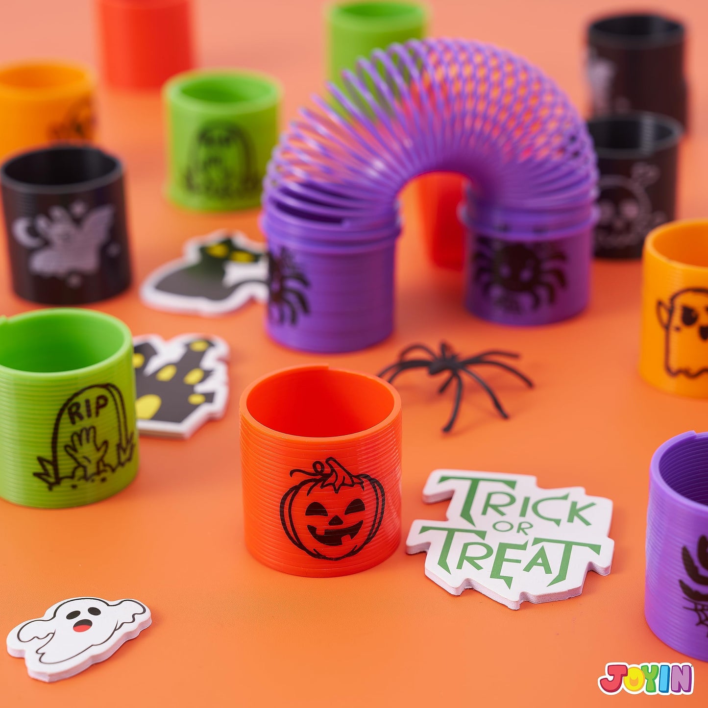 Joyfy 60 Pcs Halloween Coil Spring Toys,Halloween Mini Magic Springs Toys Bulk for Party Favors,Halloween Goody Bag Fillers,Halloween Sticky Toys for Classroom Prizes