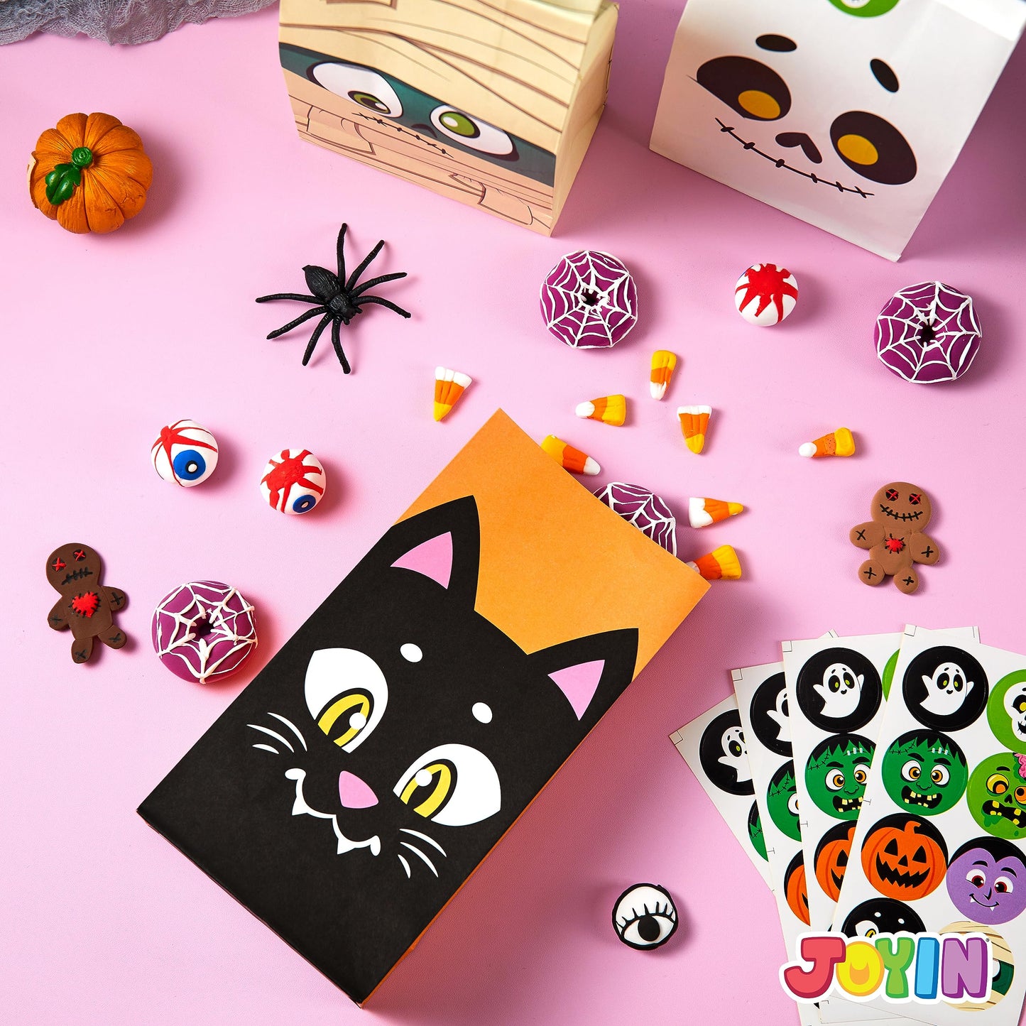 SYNCFUN 72 Pcs Halloween Treat Bags with Sticker,Goodie Bags Paper Halloween Candy Bags Trick or Treat Creepy Designs Halloween Bags for Kids Trick or Treat,Classroom Goody Bags