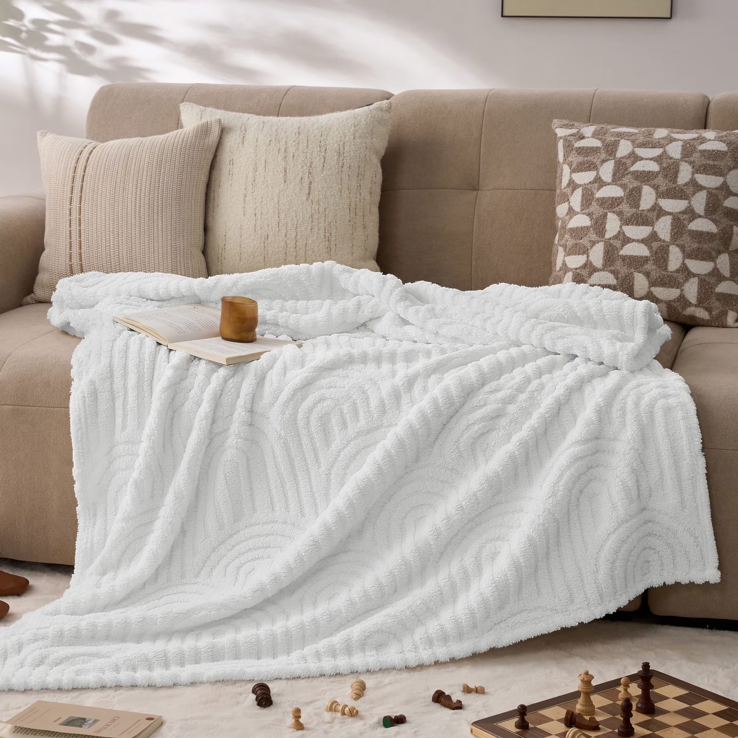 Joyfy Soft White Fleece Queen Blanket Arch Jacquard 90x90 Inches, 280GSM Cozy Cute Throw for Bed - Aesthetic Home Room Decor and Gift for Women, Mom, Girls