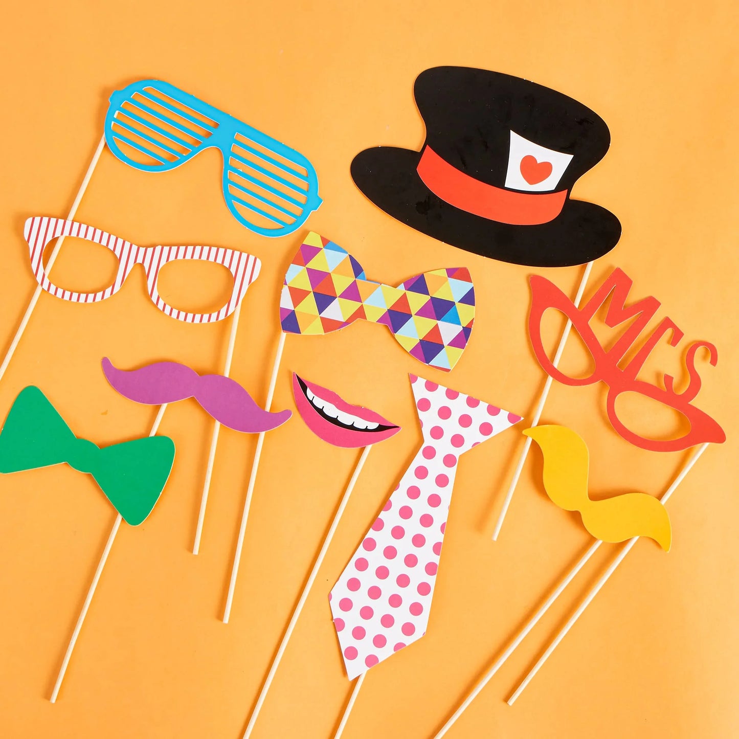 Syncfun Themed Photo Booth Props 66 Pieces 2024 Graduation Party Favor Prop for Photoshoot