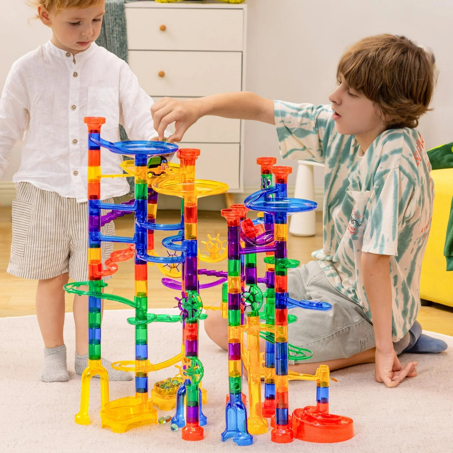 SYNCFUN 207 Pcs Glowing Marble Run, Construction Building Blocks Toys with 5 Glow in The Dark Glass Marbles, Birthday Easter Gift for Boys & Girls