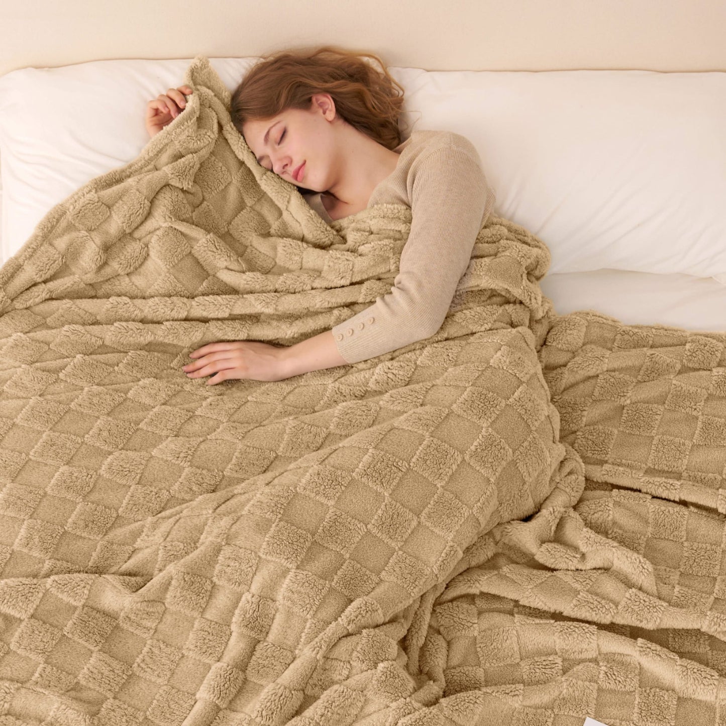 Joyfy Soft Brown Fleece Queen Blanket Checkered 90x90 Inches, 280GSM Cozy Cute Throw for Bed - Aesthetic Home Room Decor and Gift for Women, Mom, Girls