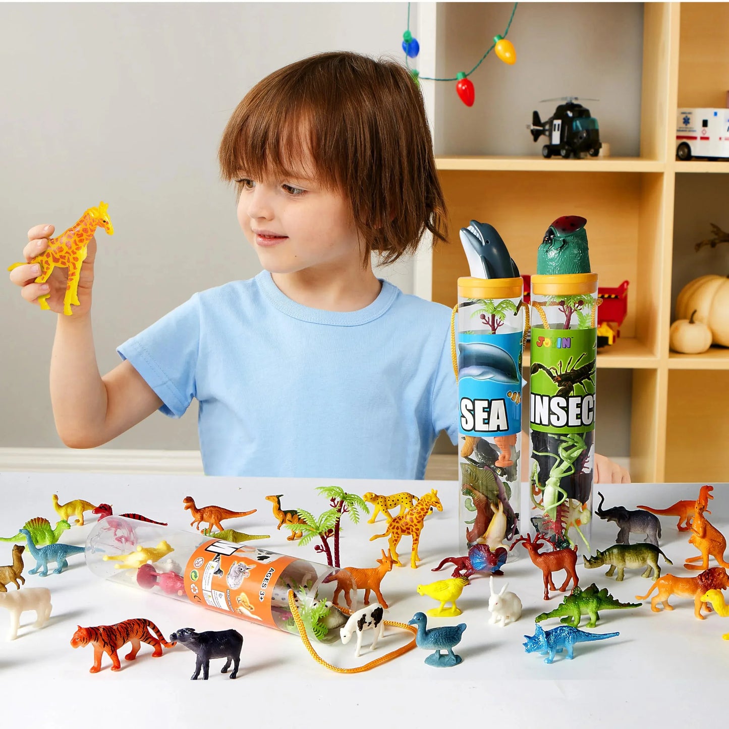 Syncfun 69Pcs Small Animal Figures, Assorted Mini Plastic Animal Toy, Tiny Little Animals for Sensory Bin, Birthday Party Favor for Kids Toddler Aged 3-8