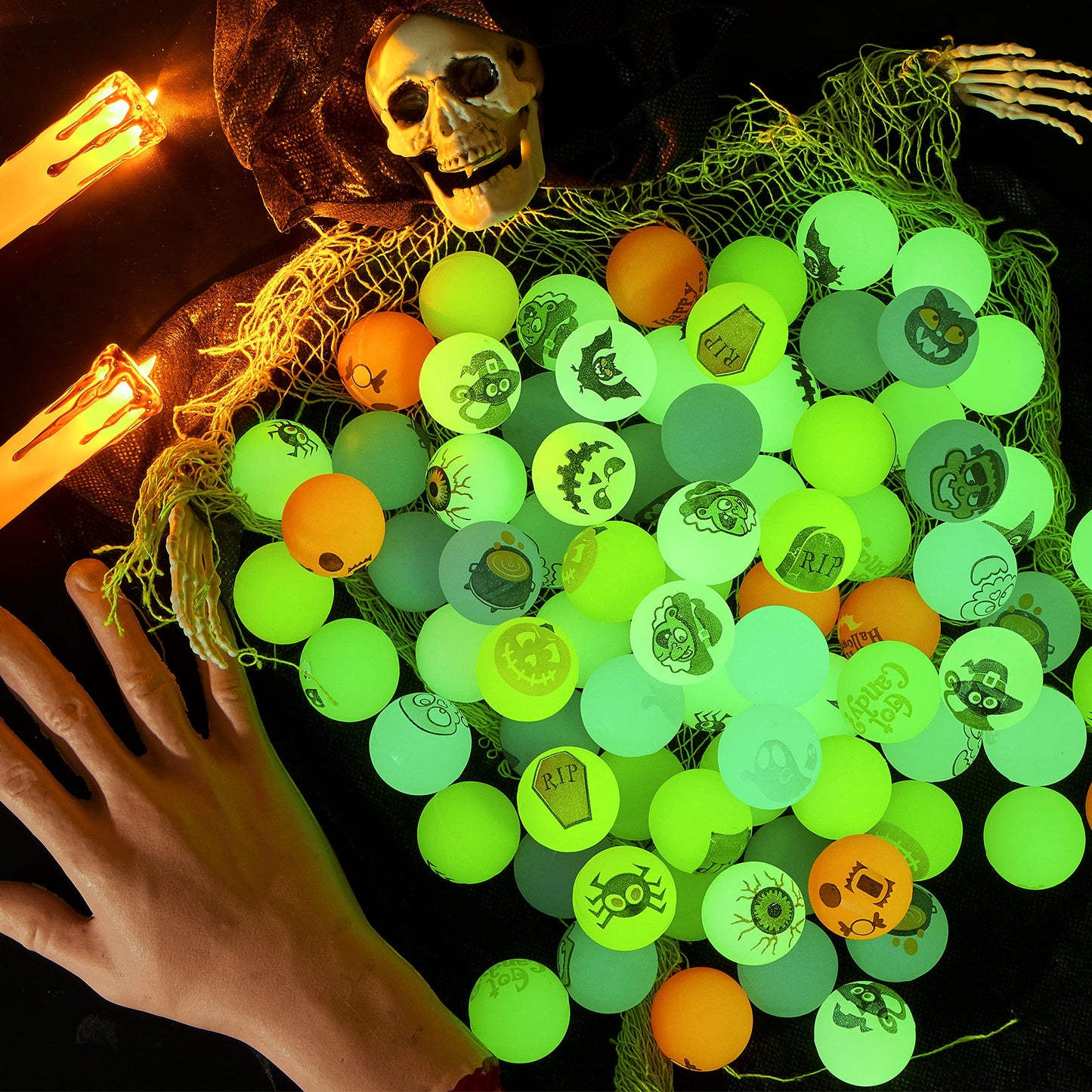 Joyfy 100 Pcs Halloween Bouncy Balls,20 Designs Glow in The Dark Bouncy Balls Halloween Toys for Kids,for Trick or Treaters,Halloween Goodies,Halloween Party Favors