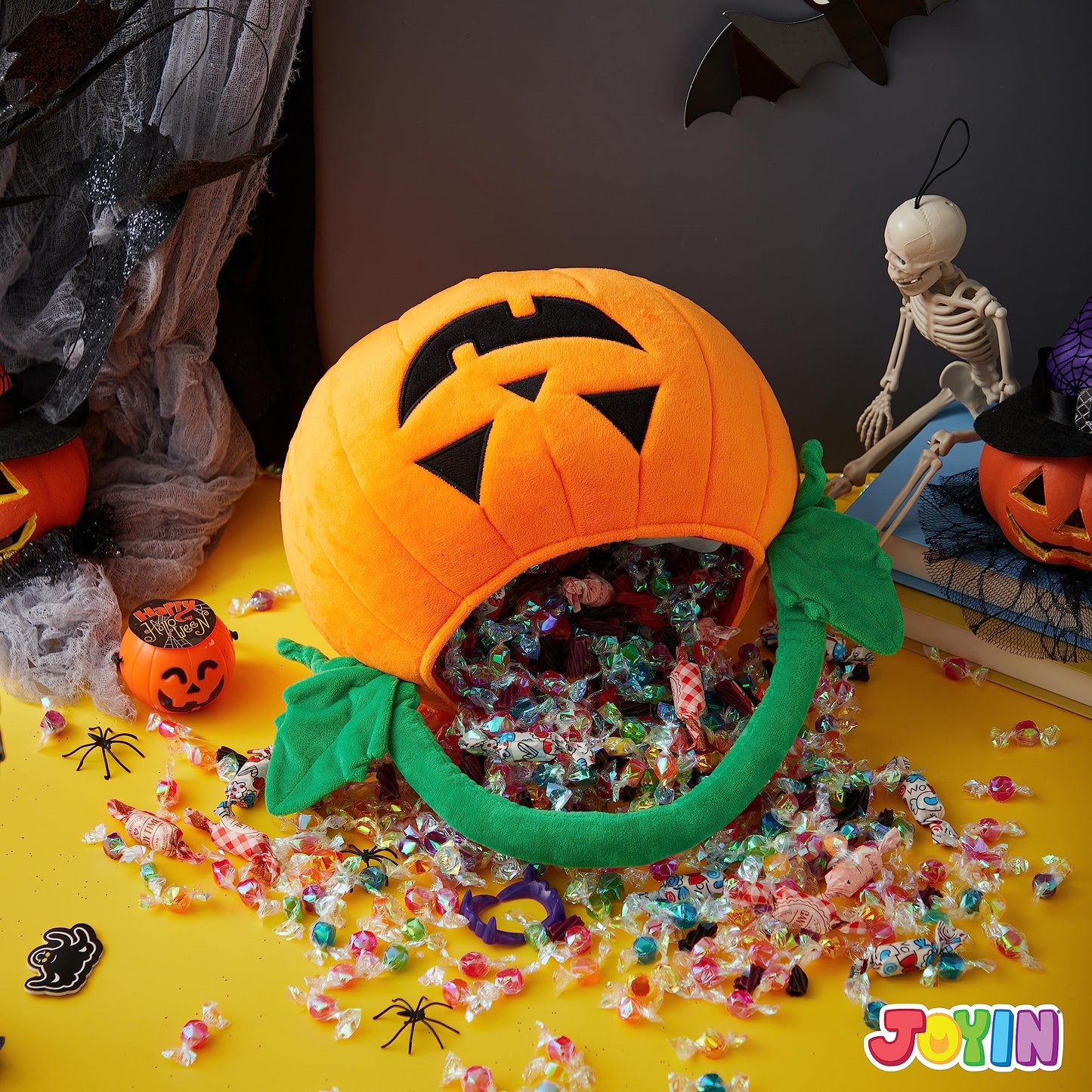 Joyfy Halloween Bucket Halloween Candy Bags,Pumpkin Basket Plush Trick or Treat Bucket Pumpkin Tote for Kids Toddler Candy Treats,Large Halloween Basket