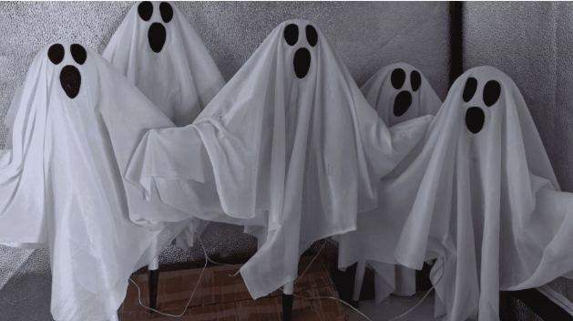 Joyfy Halloween Solar Powered Ghost Lights Outdoor Decorations, 5 Packs Yard Stake Pathway Lights, Spooky Decorations with 8 Flashing Light and IP65 waterproof for Garden Pathway Lawn Patio Decor