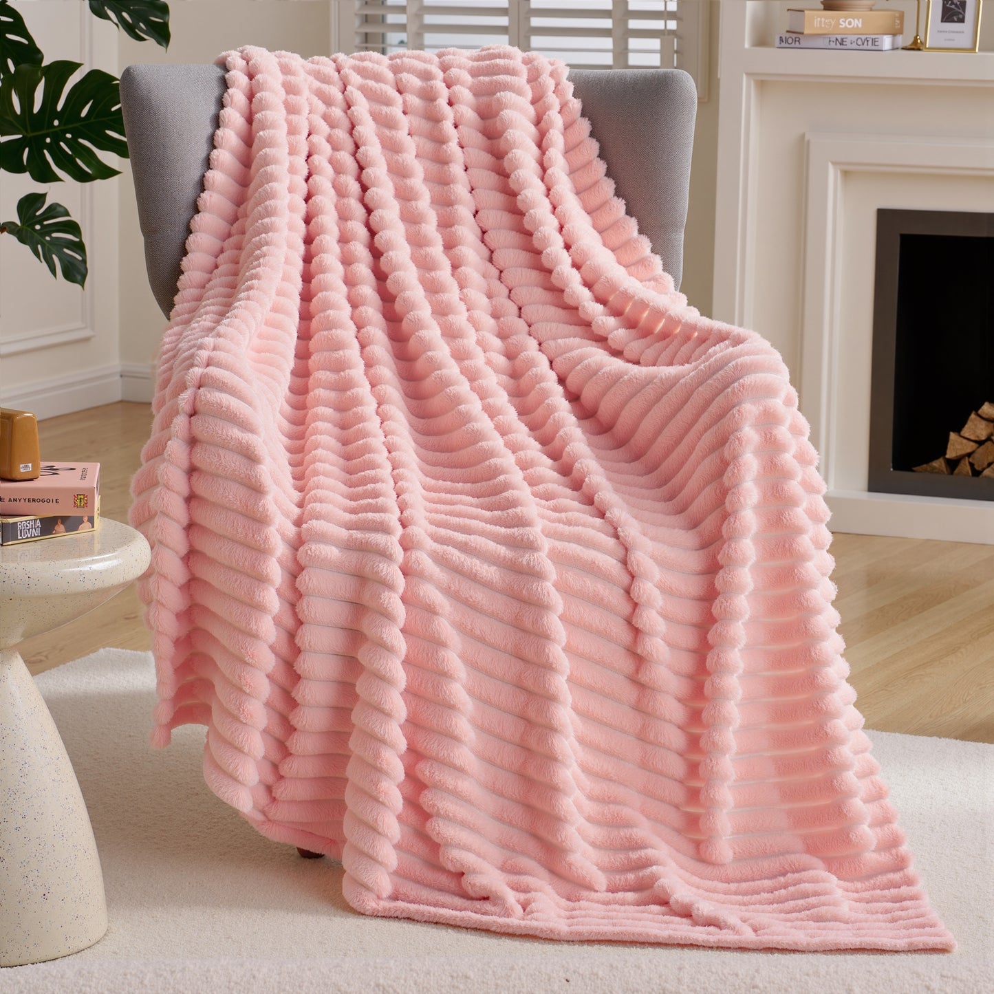 Joyfy Throw Blanket for Couch,Bed,Sofa,Pink Flannel Blanket,Soft Throw Blanket ,Gifts for Women Mom Girls,Throw Home Room Decor Aesthetic for Women Mothers Christmas Birthday Gifts 50x60 Inches