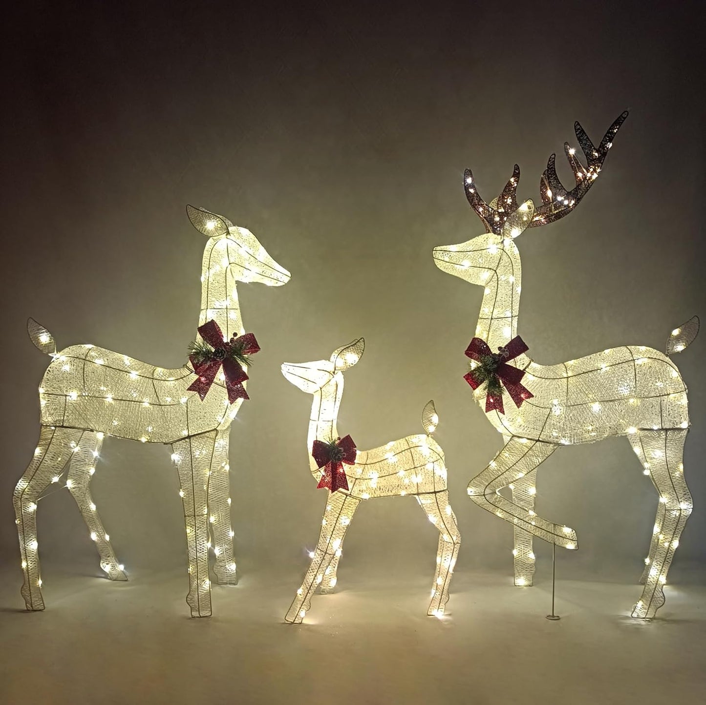 SYNCFUN 3 Pack Reindeer Christmas Outdoor Yard Light Decorations,360 LED Lights Deer Family for Christmas Outside Lawn Decor,Warm White