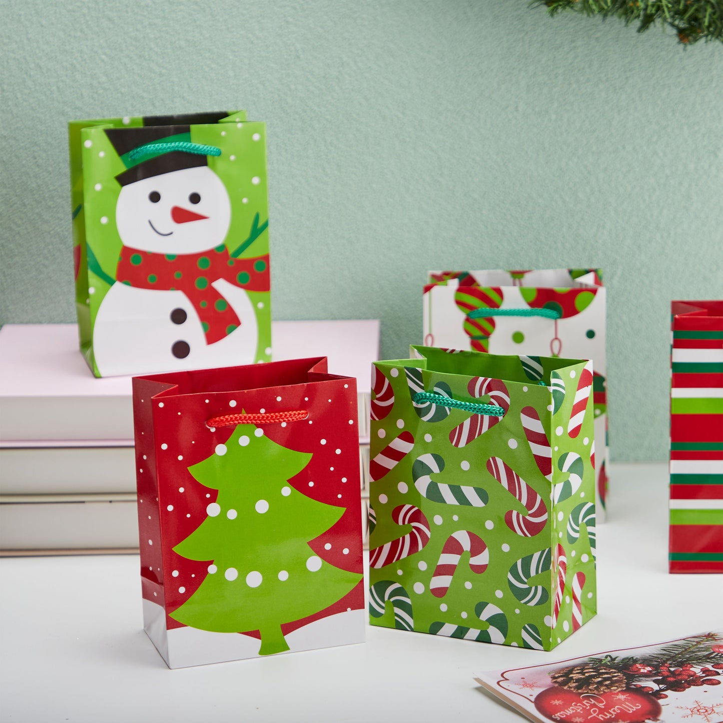 Joyfy 18 Pcs Christmas Holiday Goody Bags, 6 Assorted Christmas Designs Goodie Bags for Classrooms, Party Favors, Small Gift Bags, Kraft Bags and Christmas Craft Bags