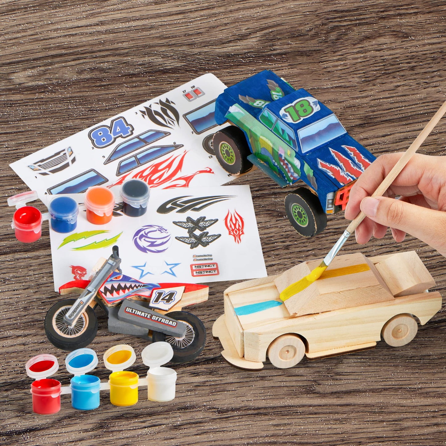 SYNCFUN 3 Piece DIY Wooden Race Car Painting Kit for Kids, Birthday Toy for Boys Girls Ages 6+