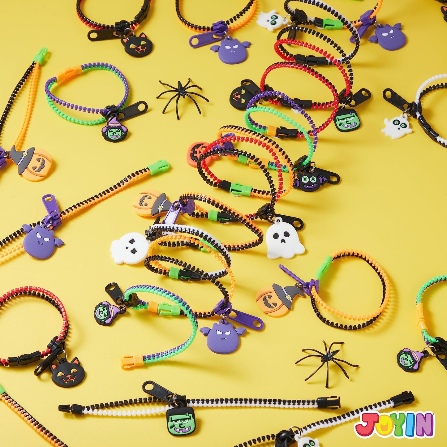 Joyfy 60 Pcs Halloween Zipper Bracelets Toys,Halloween Zipper Wristbands Toys Bulk for Party Favors,Halloween Goody Bag Fillers,Halloween Stretchy Toys for Classroom Prizes