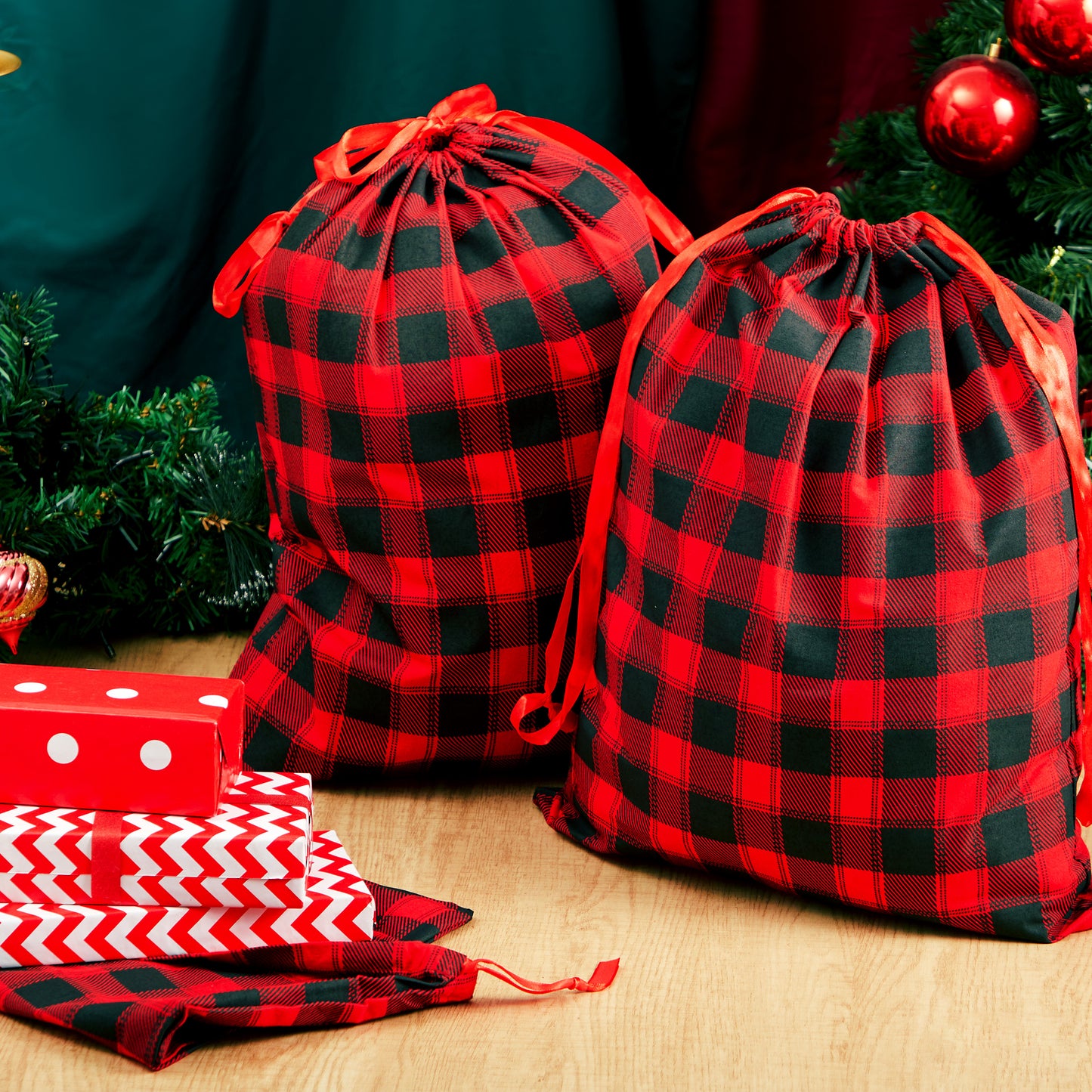 Joyfy 6 Pcs Christmas Fabric Drawstring Gift Bags 19" x 14.5" Reusable Christmas Sacks Buffalo Plaid Pouches Gift Wrapping Bag Set for Xmas Holiday Presents Décor, Giant Gifts Decorations
