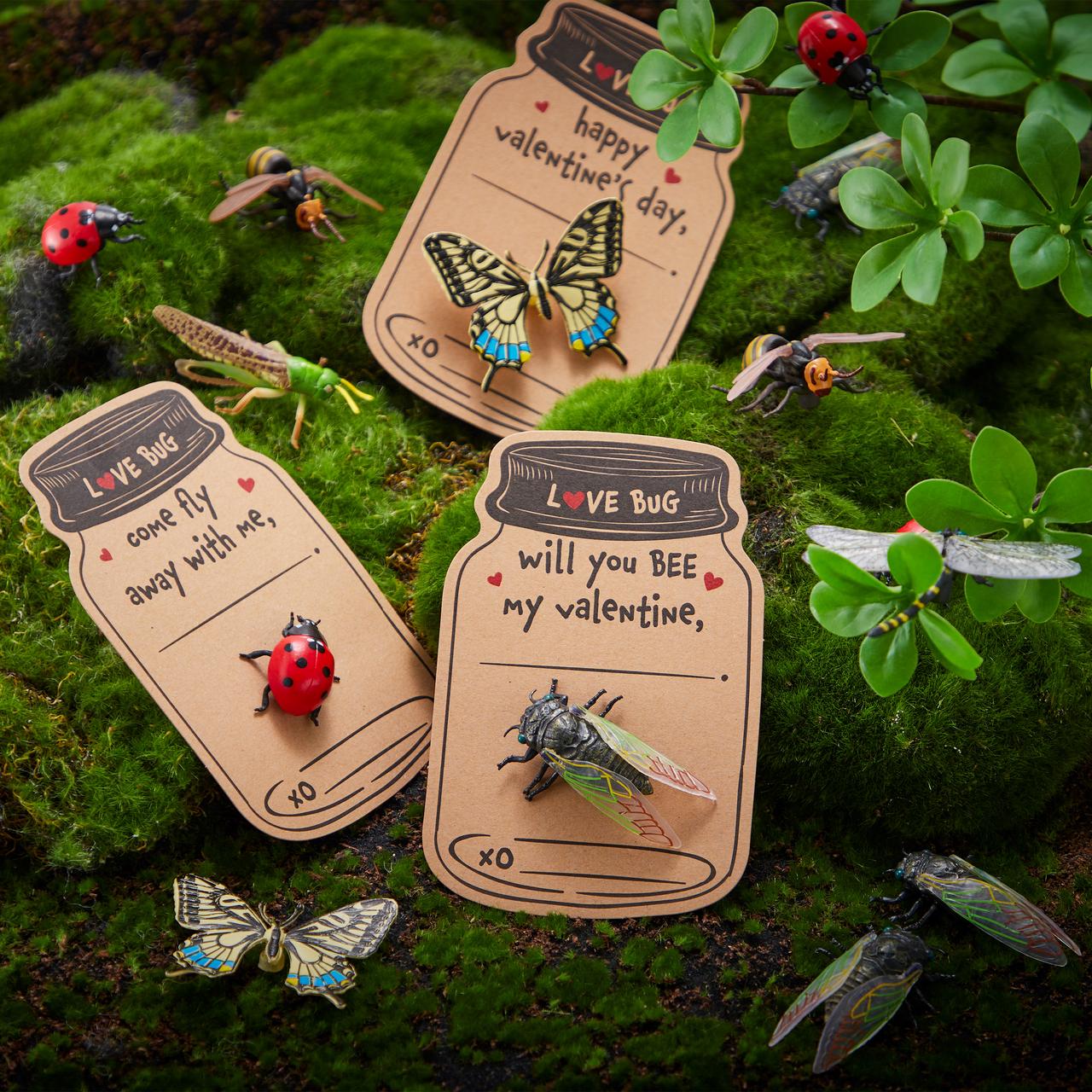 30 Pcs Valentines Day Gift Cards Realistic Bug Toy Set for Kids Valentine's Classroom Exchange Party Favor Toys, Valentine Gift Exchange
