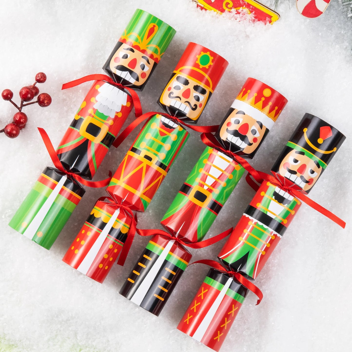 Joyfy 8 Pcs Christmas Crackers Party Favor Non-Snap Nutcracker Style Design Party Table Favors with Holiday Party Favor Supplies for Kids and Adults, Christmas Parties, Dinners and Holidays