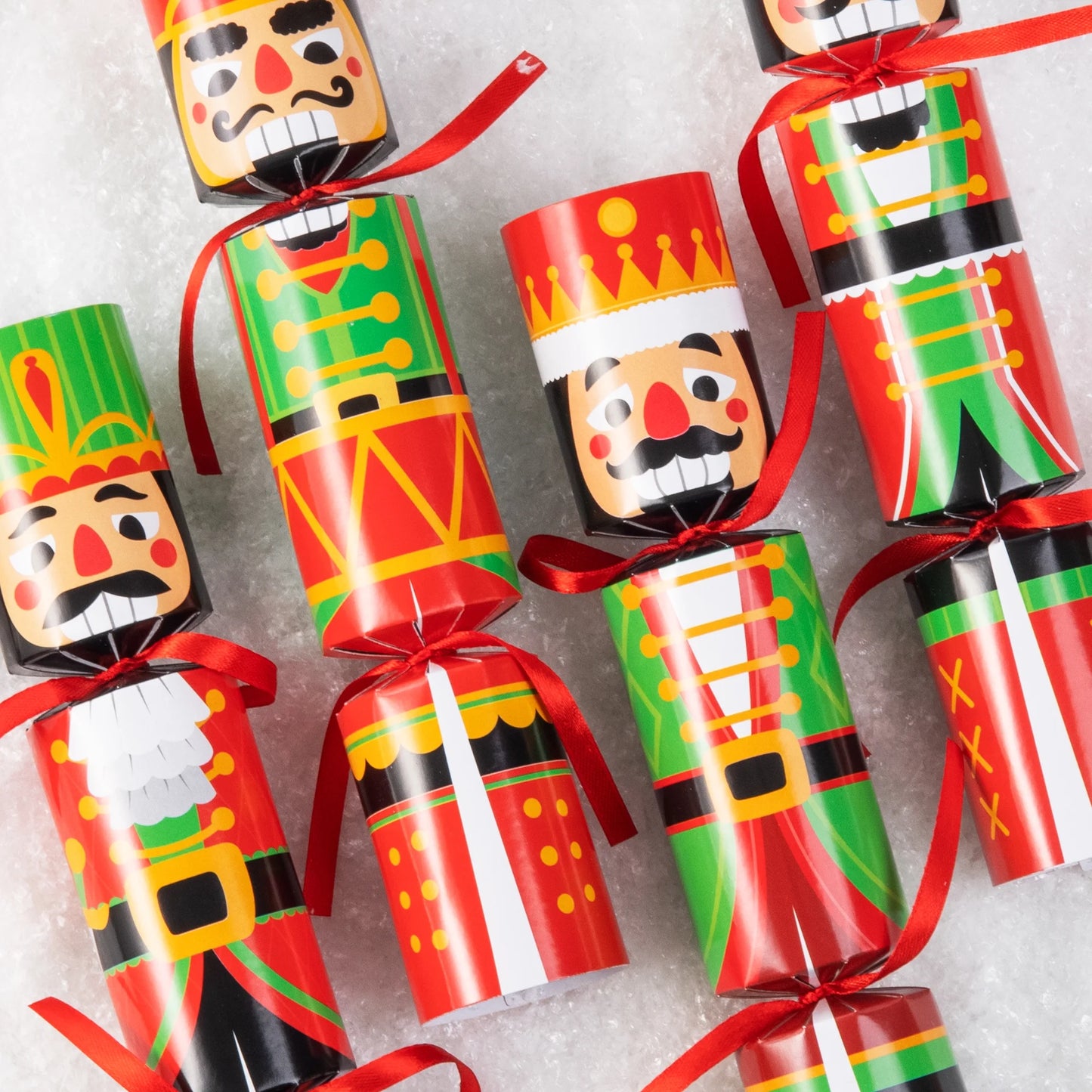 Joyfy 8 Pcs Christmas Crackers Party Favor Non-Snap Nutcracker Style Design Party Table Favors with Holiday Party Favor Supplies for Kids and Adults, Christmas Parties, Dinners and Holidays