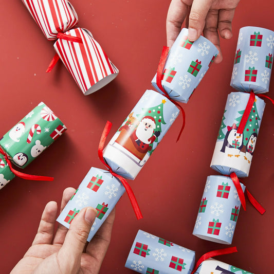 Joyfy 8 Pcs Christmas Crackers Party Favor Non-Snap Christmas Party Table Favors with Holiday Party Favor Supplies for Kids and Adults, Christmas Parties, Dinners and Holidays