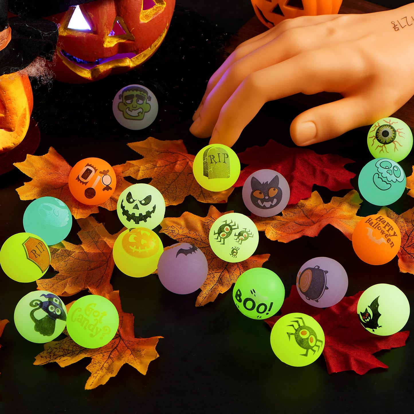 Joyfy 100 Pcs Halloween Bouncy Balls,20 Designs Glow in The Dark Bouncy Balls Halloween Toys for Kids,for Trick or Treaters,Halloween Goodies,Halloween Party Favors
