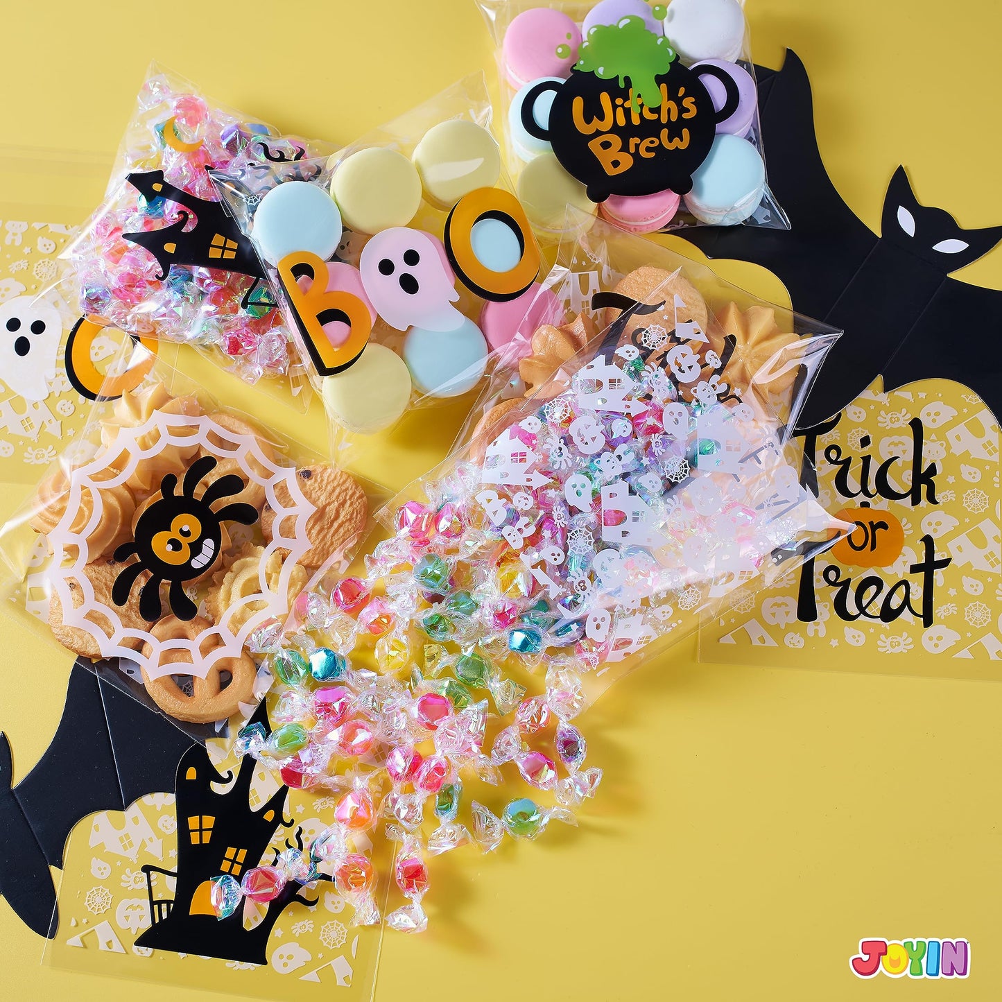 Joyfy 150 Pcs Halloween Treat Bags,Small Goodie Bags Clear Cookie and Candy Bags for Kids Trick or Treating,Cellophane Bags Halloween Party Supplies