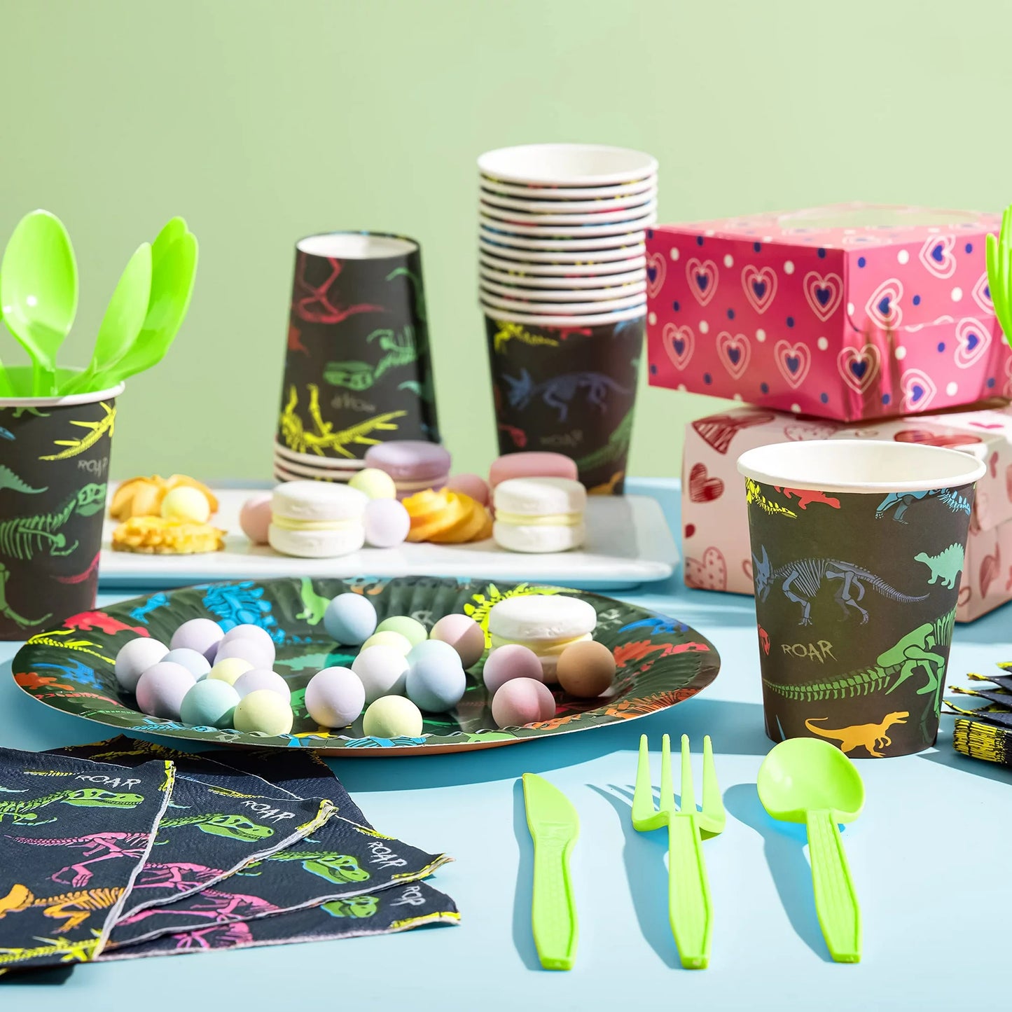 Syncfun 145 Pcs Dinosaur Birthday Party Supplies with Trex Banner, 24 Serves Disposable Tableware Set for Dinosaur Themes Party Kids 2 3 4 5 6 7 8 Years