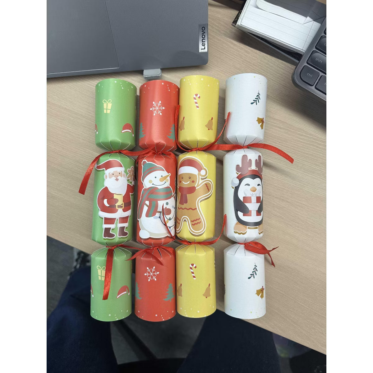 Minimalist Cartoon Christmas No-Snap Party Toys, 8 Pack