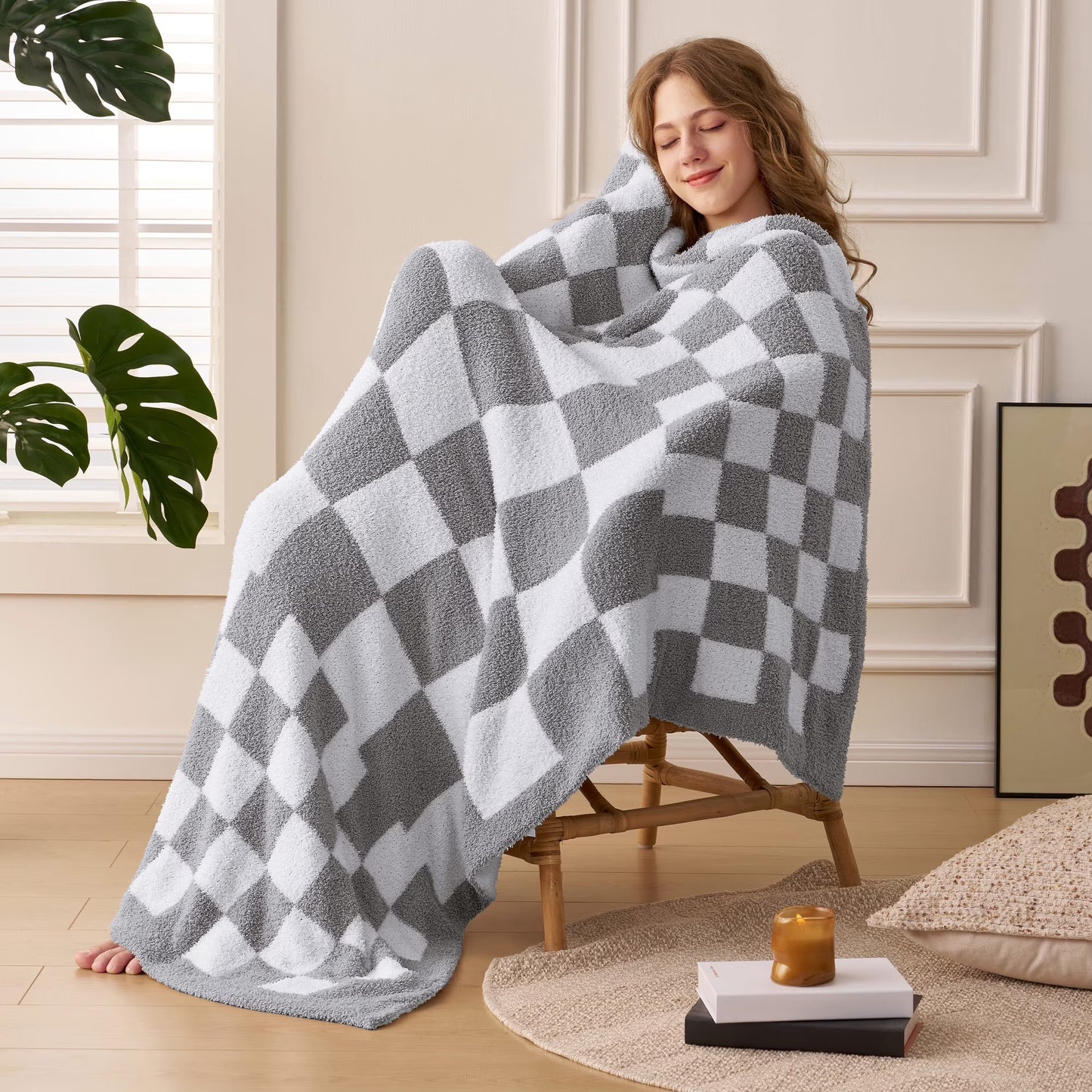 Joyfy Light Grey Checkered Knitted Throw Blanket 50x70 Inches, Cozy Soft Throw for Couch, Bed, Sofa - Cute Aesthetic Room Decor and Gift for Women, Mom, Girls, Mothers Birthday