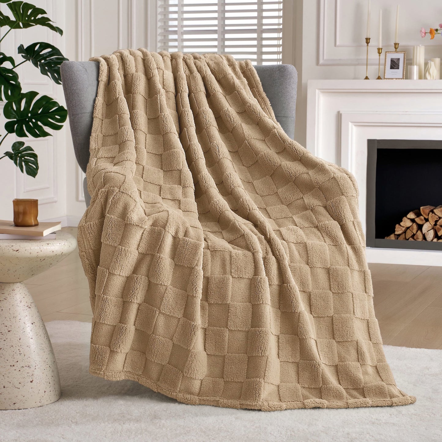 Joyfy Soft Brown Fleece Throw Blanket Checkered 50x60 Inches, 280GSM Cozy Cute Blanket for Couch - Aesthetic Home Room Decor and Gift for Women, Mom, Girls