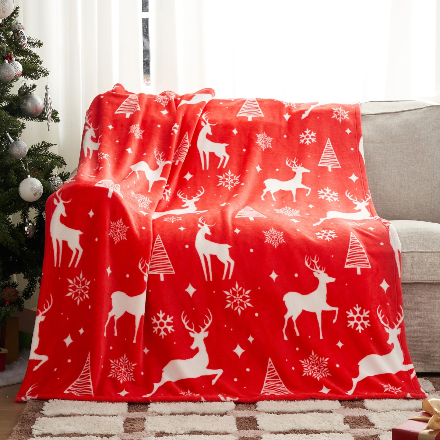Christmas Throw Blanket - Soft Sherpa Fleece Blanket - Warm Plush Christmas Decoration - Winter Cozy Holiday Cabin Throw for Sofa Couch - 50” x 60" Red Reindeer