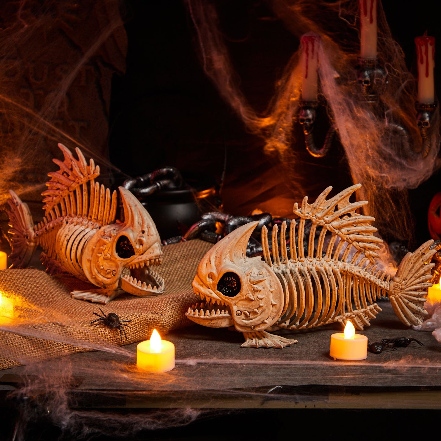 Joyfy 2 Pcs Fish Skeleton Halloween Decoration,9.5 Inch Posable Plastic Animals Halloween Skeleton for Indoor Outdoor Halloween Decorations,Haunted House Party Props