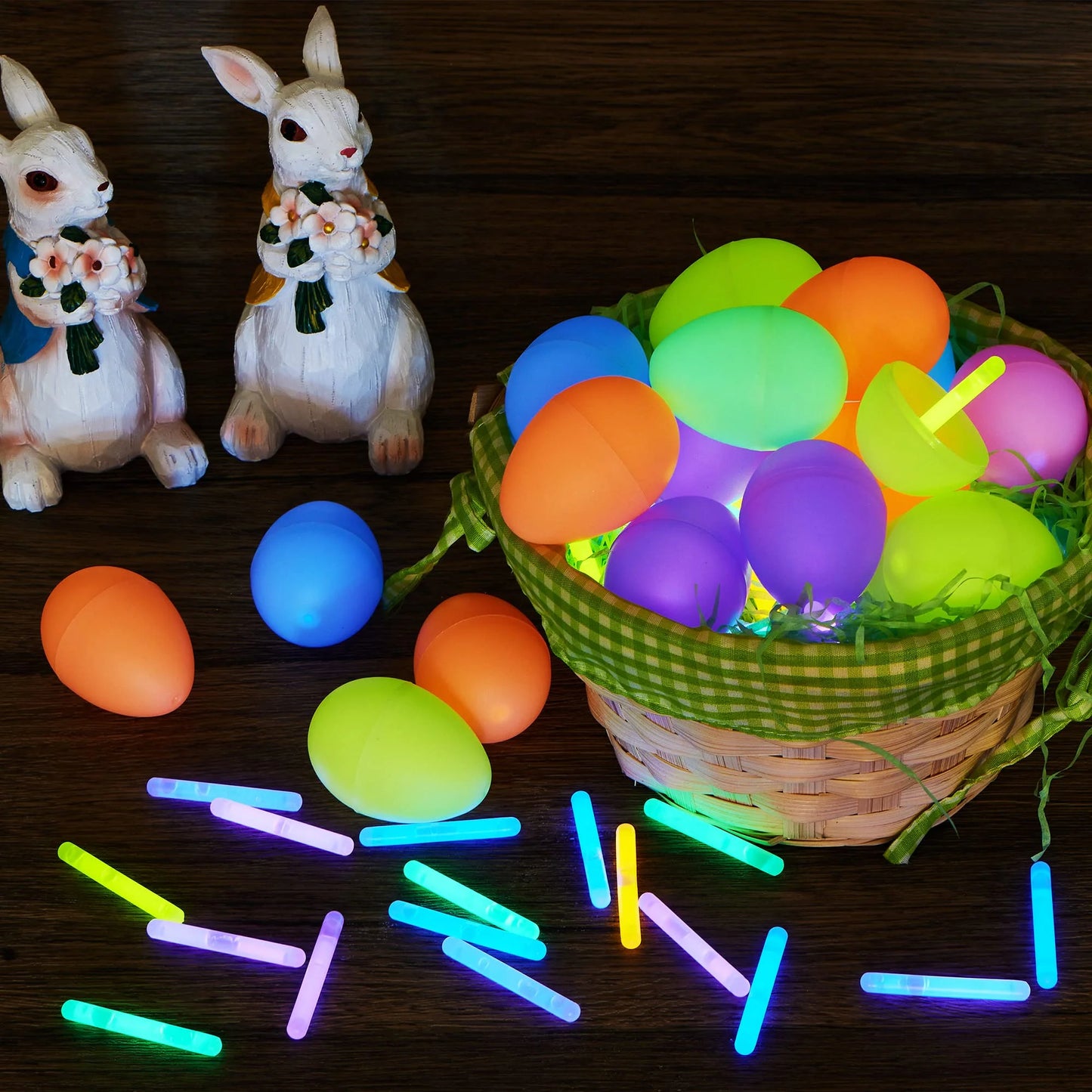 200 Easter eggs with 300 Easter glow sticks, children glow in the dark Easter basket mat
