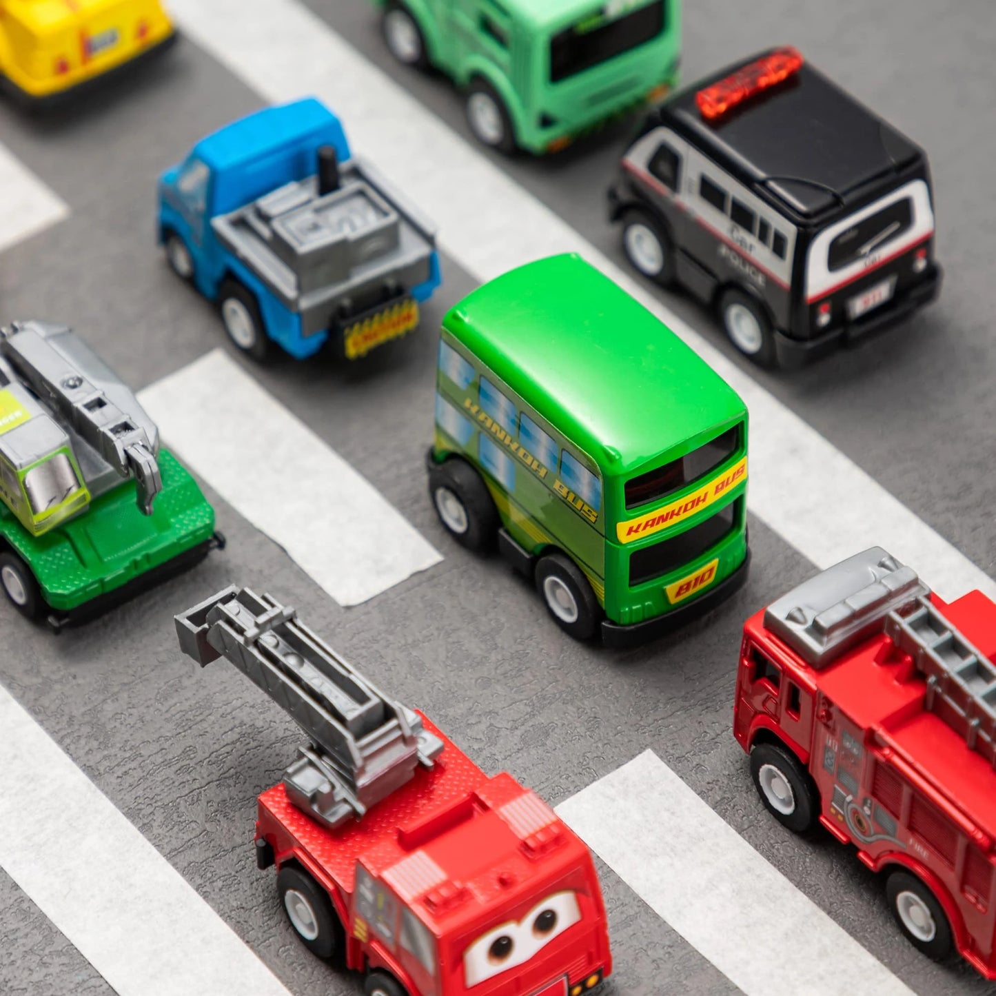 Syncfun 18 Pcs Toy Cars for kids, Friction Pull Back Play Car Vehicle Party Favors, Mini Excavator Toy Trucks for Boys 2 3 4 5 6 Years Old