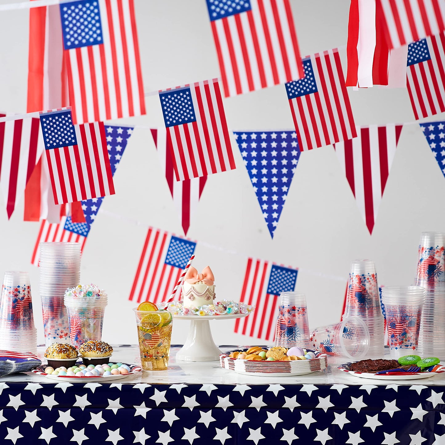 72 patriotic plastic cups, 16 ounce July 4th cup, transparent disposable cups with red and blue star patterns, used for patriotic party supplies